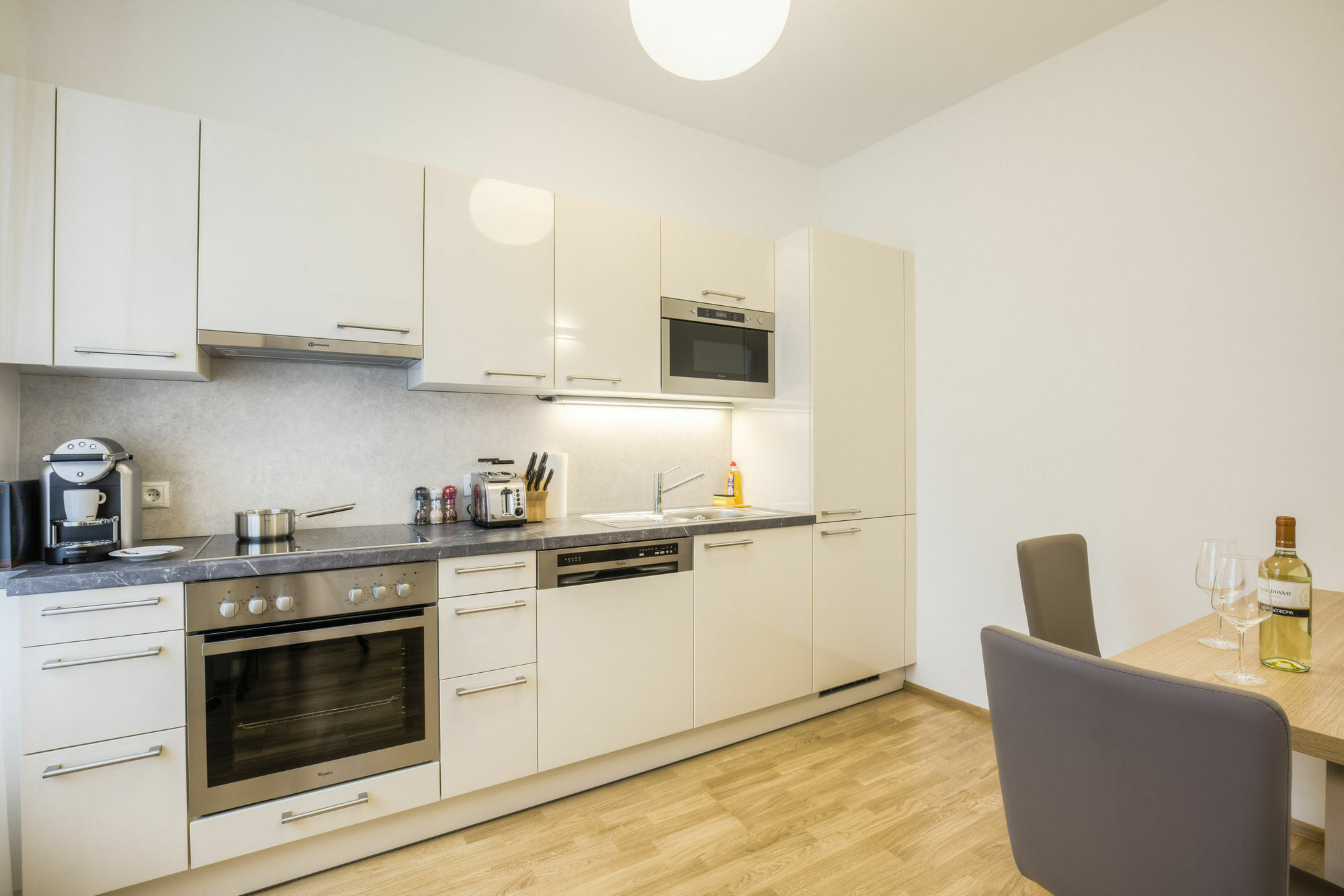 Grand Appartement *